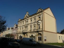 Dům U Merkura - novorenesanční stavba