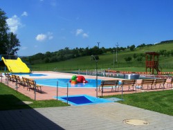 SPORTOVNÍ A REKREAČNÍ AREÁL BRUMOV-BYLNICE