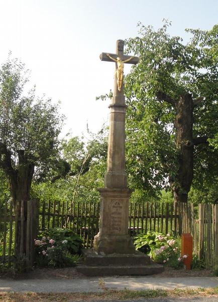 Kříž z r. 1752