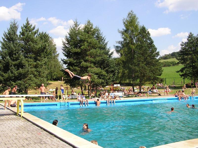 Koupaliště Nezdenice