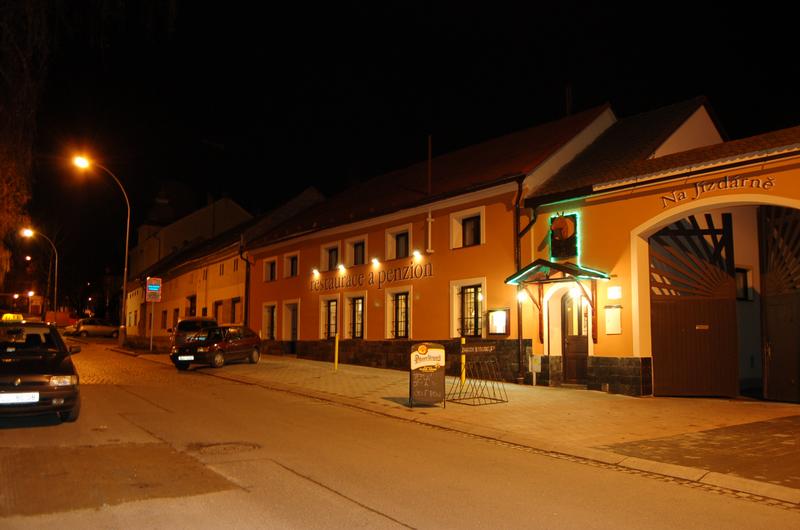 Restaurace a penzion Na Jízdárně