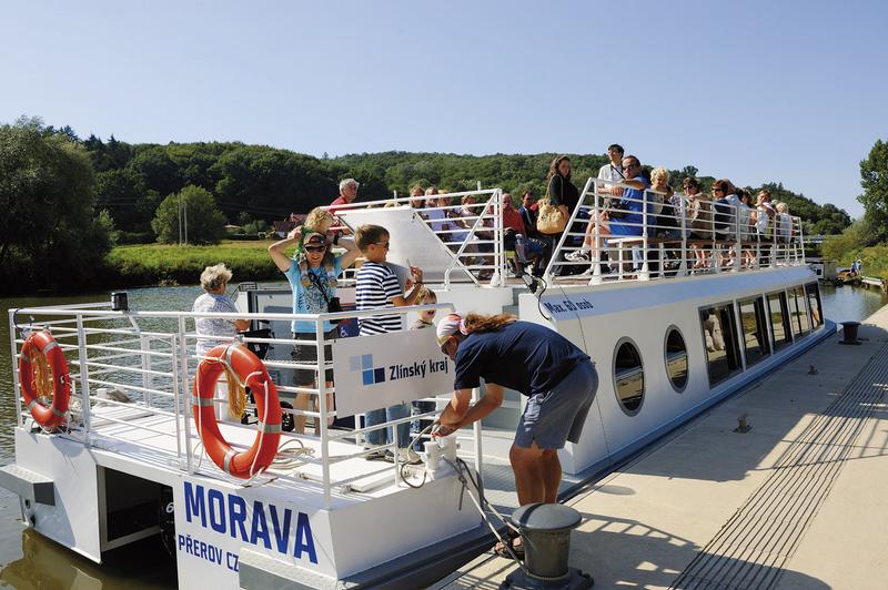 Příjemnou plavbu přeje kapitán lodi Morava