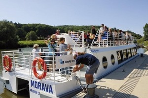 Výletní loď Morava