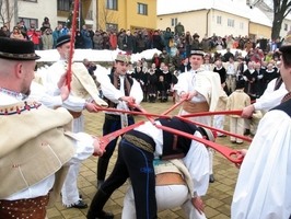 Tanec Pod šable během festivalu