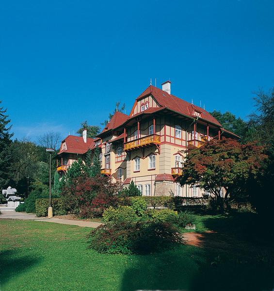 Hotel Garni Jestřabí***