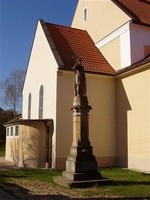 Socha sv. Václava u Kostela sv. Václava