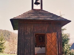 Kaplička v Tísňavách u Kysučanů