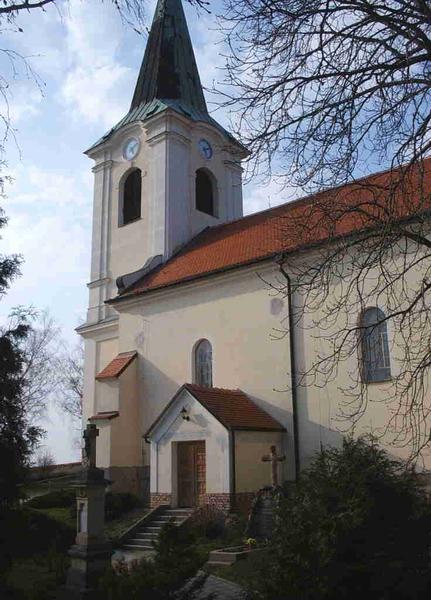 Kostel Narození Panny Marie v Sadech