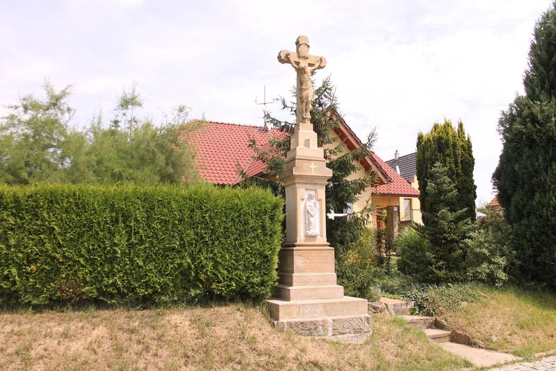 Kříž ve Vinohradské ulici