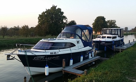 Půjčovna lodí Jacht Morava