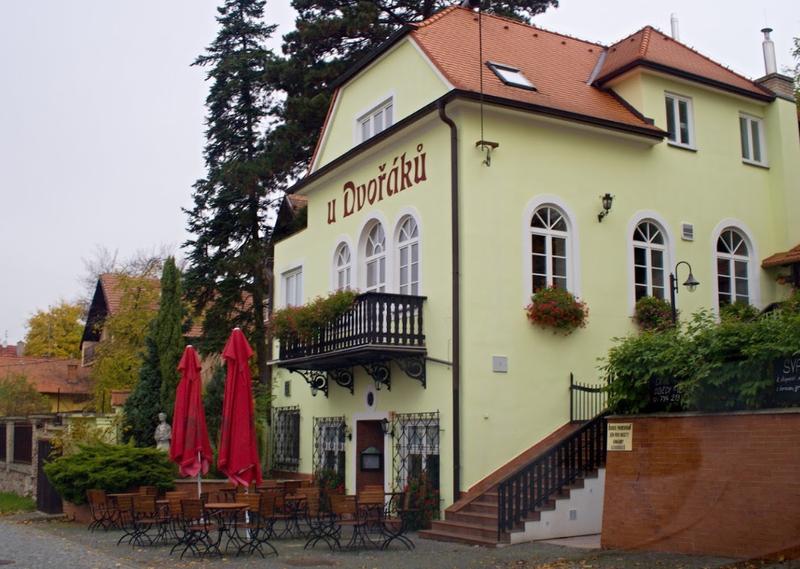Restaurace a vinný sklep U Dvořáků