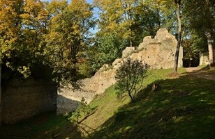zřícenina hradu Lukov
