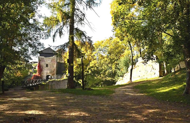 Naučné stezky hradu Lukov