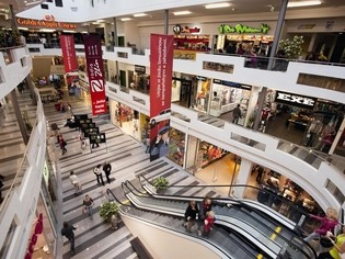 Obchodní a zábavní centrum Zlaté jablko