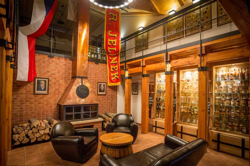 Návštěvnické centrum Vizovice – exkurze s chutí a vůní slivovice