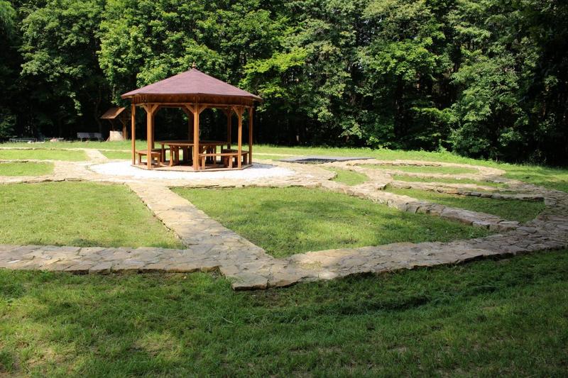 Zbytky zaniklého zámku Pepčín