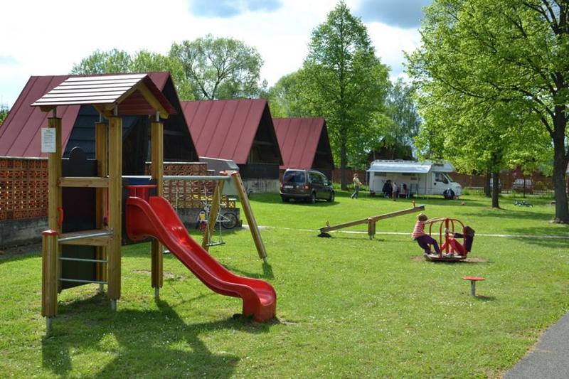 Autokemp Hovězí "U Splavu"