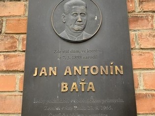 Pamětní deska Jana Antonína Bati