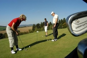 golfové hřiště v lázních Kostelec